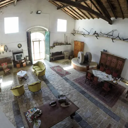 Casale Rocca Fiorita ベッド・アンド・ブレックファスト